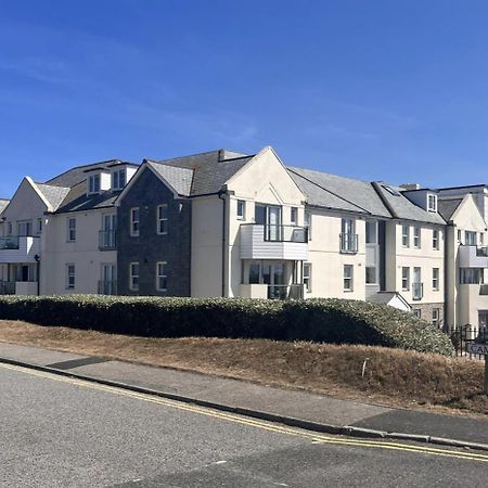 Pentire Headland Retreat Apartment Newquay  Exterior photo